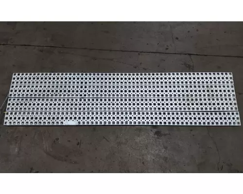 Freightliner COLUMBIA 120 Deckplate