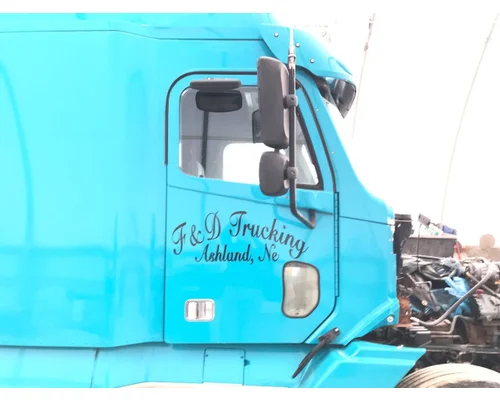 Freightliner COLUMBIA 120 Door Assembly, Front