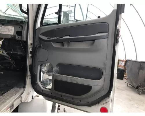 Freightliner COLUMBIA 120 Door Assembly, Front