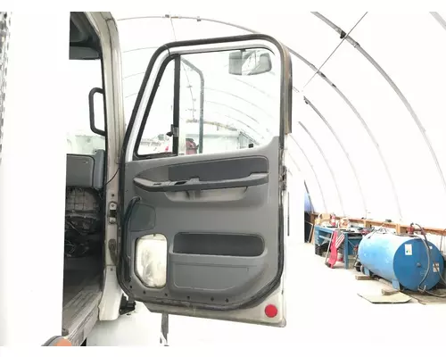 Freightliner COLUMBIA 120 Door Assembly, Front