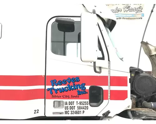 Freightliner COLUMBIA 120 Door Assembly, Front