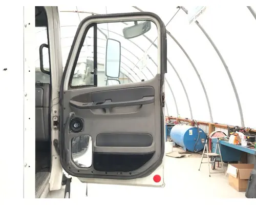 Freightliner COLUMBIA 120 Door Assembly, Front