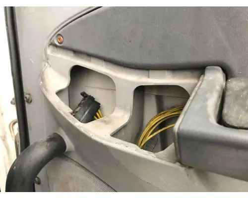 Freightliner COLUMBIA 120 Door Assembly, Front