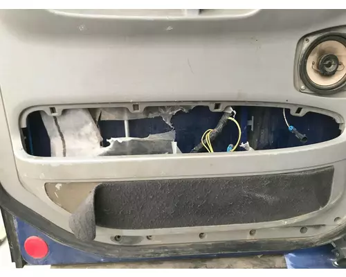 Freightliner COLUMBIA 120 Door Assembly, Front
