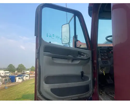 Freightliner COLUMBIA 120 Door Assembly, Front