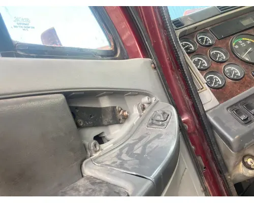 Freightliner COLUMBIA 120 Door Assembly, Front