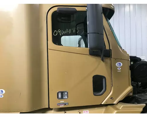 Freightliner COLUMBIA 120 Door Assembly, Front