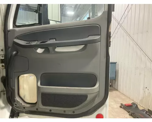 Freightliner COLUMBIA 120 Door Assembly, Front