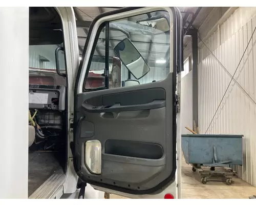 Freightliner COLUMBIA 120 Door Assembly, Front