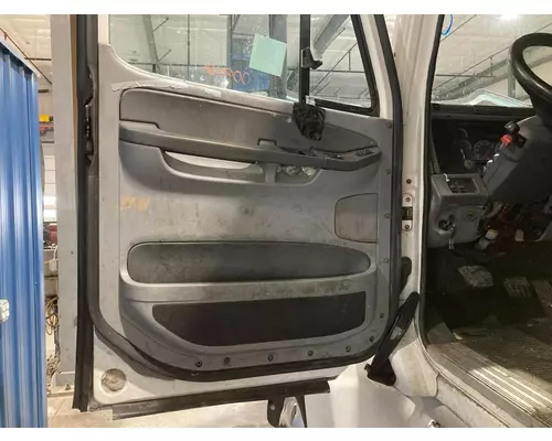 Freightliner COLUMBIA 120 Door Assembly, Front