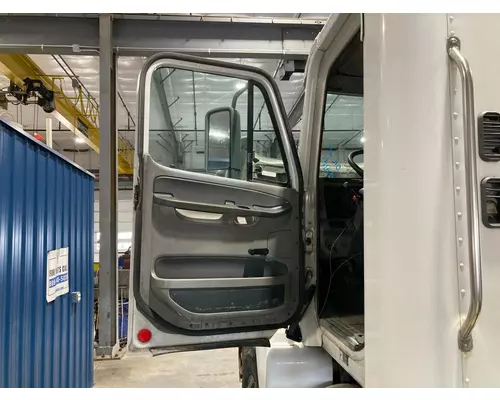 Freightliner COLUMBIA 120 Door Assembly, Front