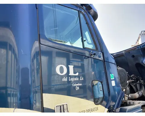 Freightliner COLUMBIA 120 Door Assembly, Front