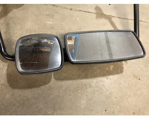 Freightliner COLUMBIA 120 Door Mirror