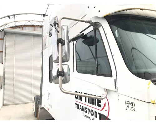 Freightliner COLUMBIA 120 Door Mirror