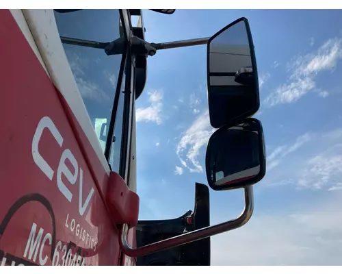 Freightliner COLUMBIA 120 Door Mirror