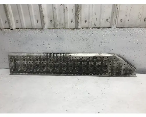 Freightliner COLUMBIA 120 Engine Brackets, Misc.