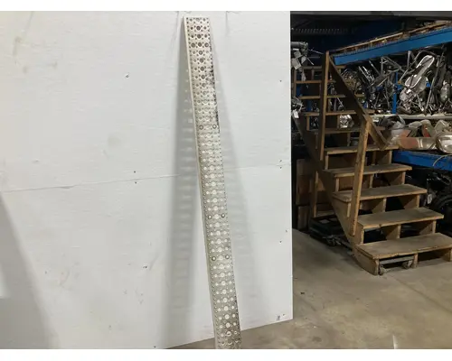 Freightliner COLUMBIA 120 Engine Brackets, Misc.