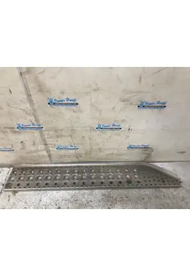 Freightliner COLUMBIA 120 Engine Brackets, Misc.