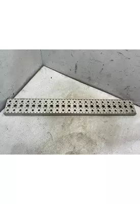 Freightliner COLUMBIA 120 Engine Brackets, Misc.