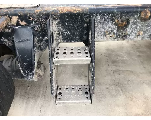 Freightliner COLUMBIA 120 Engine Brackets, Misc.