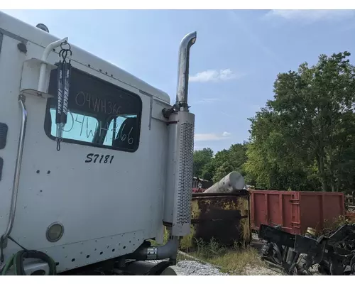 Freightliner COLUMBIA 120 Exhaust Assembly