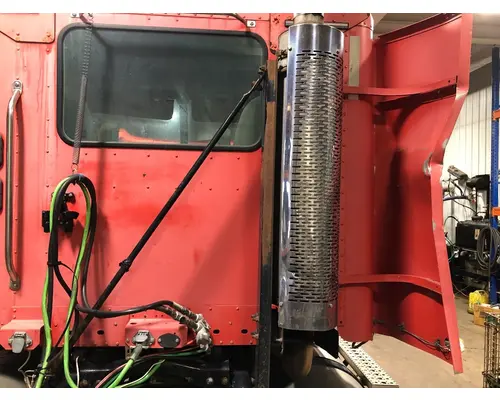 Freightliner COLUMBIA 120 Exhaust Assembly