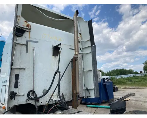Freightliner COLUMBIA 120 Exhaust Assembly