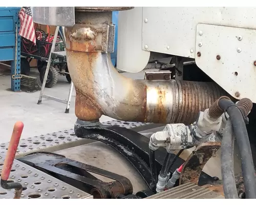 Freightliner COLUMBIA 120 Exhaust Assembly