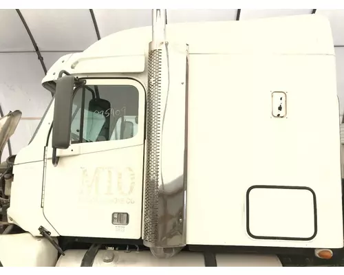 Freightliner COLUMBIA 120 Exhaust Guard