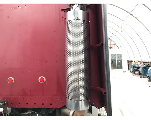 Freightliner COLUMBIA 120 Exhaust Guard