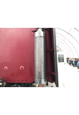 Freightliner COLUMBIA 120 Exhaust Guard