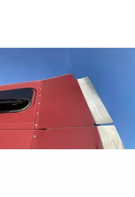 Freightliner COLUMBIA 120 Fairing (Side)
