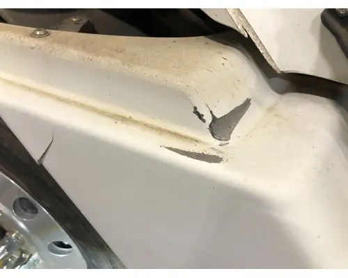 Freightliner COLUMBIA 120 Fairing (Side)
