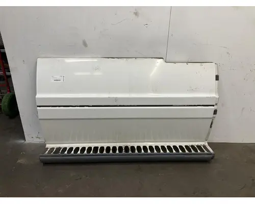 Freightliner COLUMBIA 120 Fairing (Side)