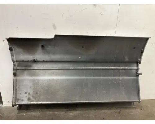 Freightliner COLUMBIA 120 Fairing (Side)