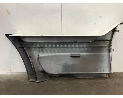 Freightliner COLUMBIA 120 Fairing (Side)