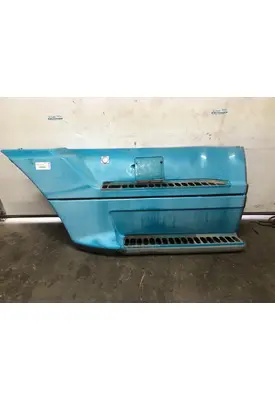 Freightliner COLUMBIA 120 Fairing (Side)