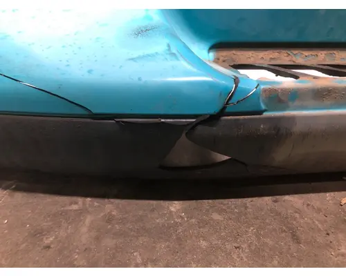 Freightliner COLUMBIA 120 Fairing (Side)