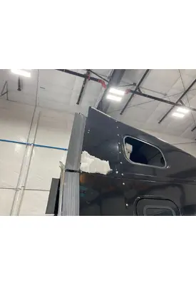 Freightliner COLUMBIA 120 Fairing (Side)