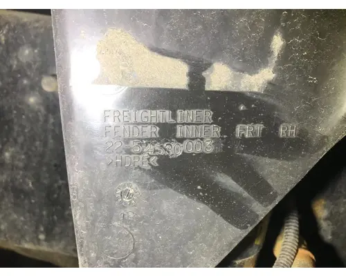 Freightliner COLUMBIA 120 Fender