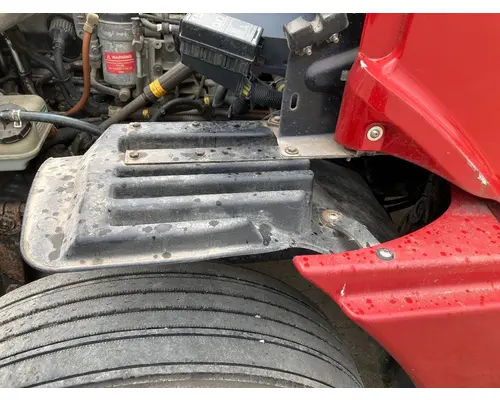 Freightliner COLUMBIA 120 Fender