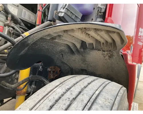 Freightliner COLUMBIA 120 Fender