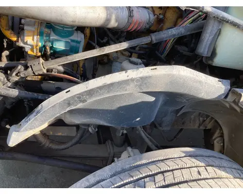 Freightliner COLUMBIA 120 Fender