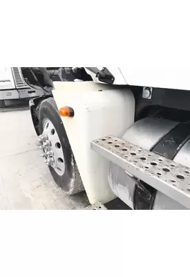 Freightliner COLUMBIA 120 Fender