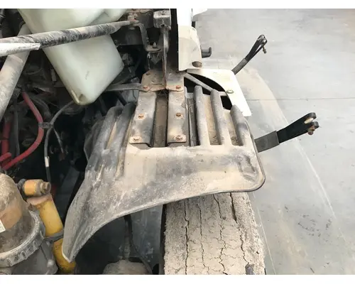 Freightliner COLUMBIA 120 Fender
