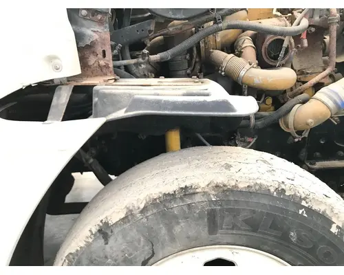 Freightliner COLUMBIA 120 Fender