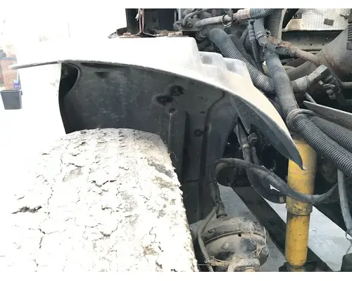 Freightliner COLUMBIA 120 Fender