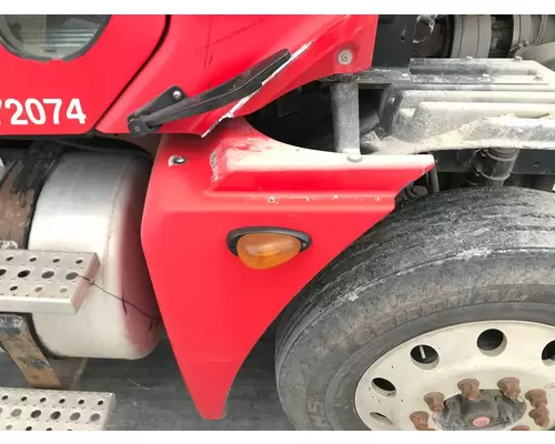 Freightliner COLUMBIA 120 Fender