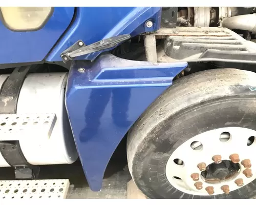 Freightliner COLUMBIA 120 Fender