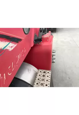 Freightliner COLUMBIA 120 Fender